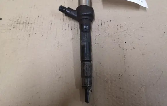 Mazda 6 Fuel injector R2AA 13H50