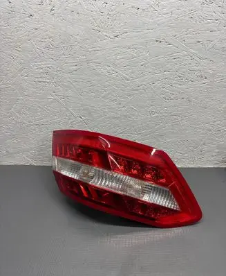 Mercedes-Benz E W212 Rear/tail lights A2128200164 483001 775501