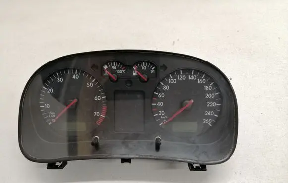 Volkswagen Golf IV Speedometer (instrument cluster) 1J0920801B 0263618005