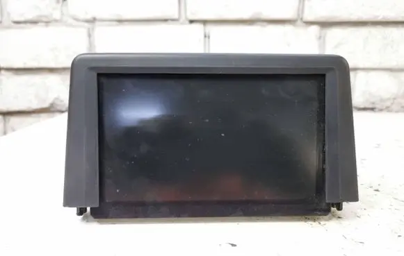Nissan Qashqai Screen/display/small screen DP7W1400E 21676976 NSS0547777