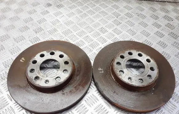 Volkswagen Golf Plus Front brake disc
