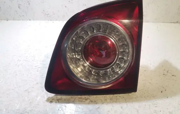 Volkswagen Golf Plus Tailgate rear/tail lights 5M0945094G