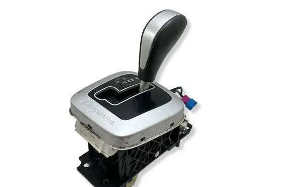 Porsche Cayenne (9PA) Gear shifter/selector 7L5713025F