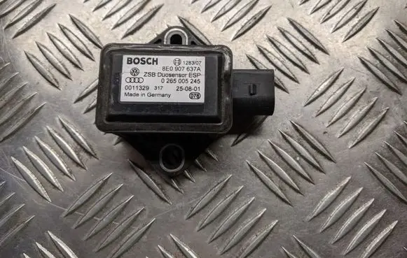Audi A4 S4 B7 8E 8H ESP acceleration yaw rate sensor 8E0907637A