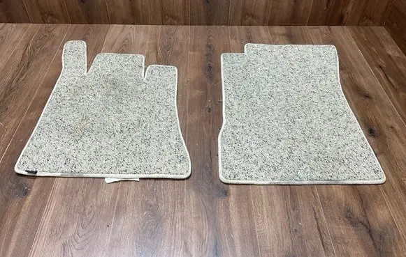 Mercedes-Benz SL AMG R129 Front floor mat LLOYDMATS
