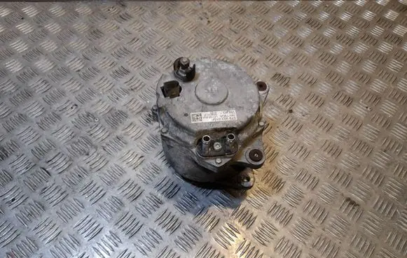 Audi A8 S8 D4 4H Generator/alternator 079903015P