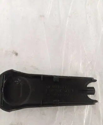 Volkswagen PASSAT B5 Other interior part 3B08375753