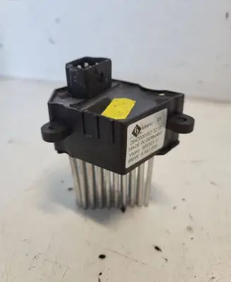 BMW 5 E39 Heater blower motor/fan resistor 6931680