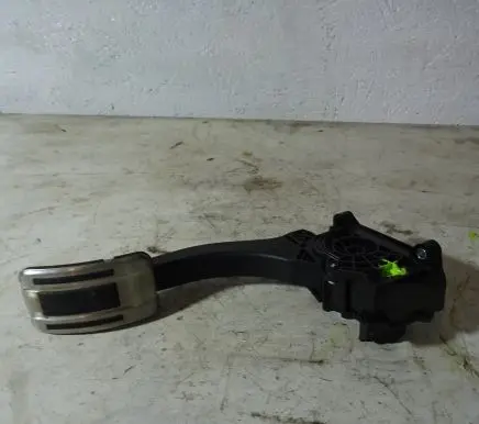 Peugeot 308 Accelerator throttle pedal 9674829180