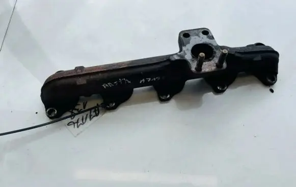 Peugeot 406 Exhaust manifold
