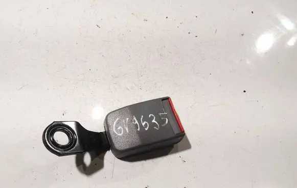 Peugeot 806 Middle seatbelt buckle (rear)