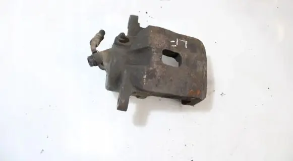 Toyota RAV 4 (XA20) Front brake caliper