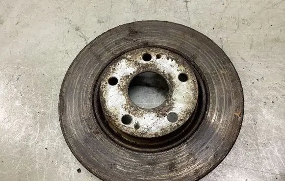 Toyota Avensis T250 Front brake disc