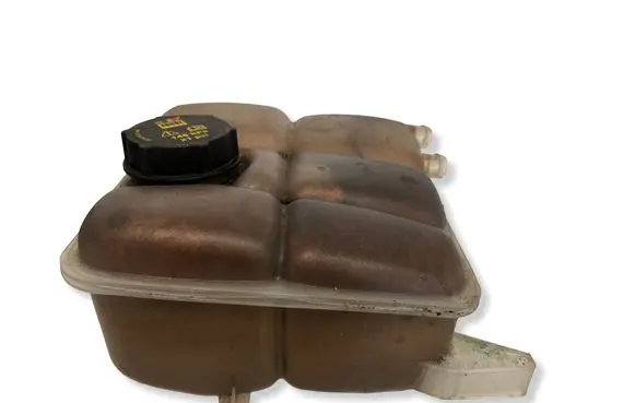 Ford Kuga II Coolant expansion tank/reservoir 8V618K218A