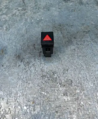 Volkswagen Polo Hazard light switch 6Q0953235