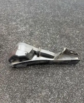 Audi A7 S7 4G Fender mounting bracket 30120102
