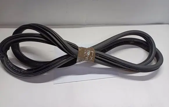 Jaguar XF X250 Front door rubber seal 