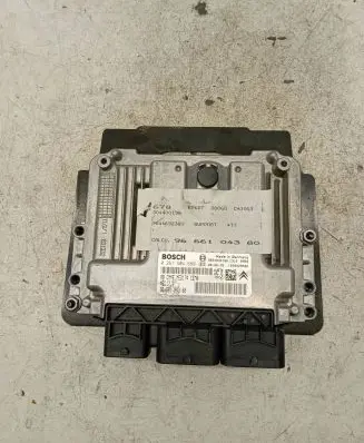 Peugeot 308 Engine control unit/module 9664834180 9666104380 0261S04689