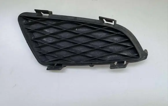 Mazda 6 Front bumper lower grill GJ6A50C11