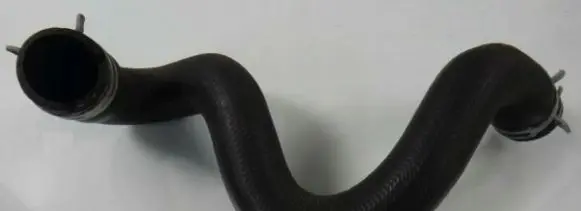 Ford Focus Engine coolant pipe/hose 3251973
