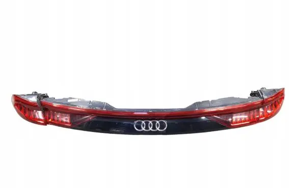 Audi Q8 Rear/tail lights 4M8945095Q