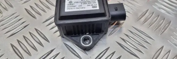 Audi A6 S6 C5 4B ESP acceleration yaw rate sensor 8E0907637A 0265005245 1275100384
