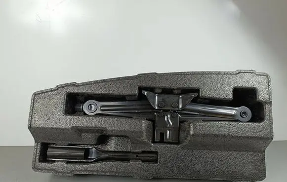 Hyundai Santa Fe V MX5 Lift Jack R6000