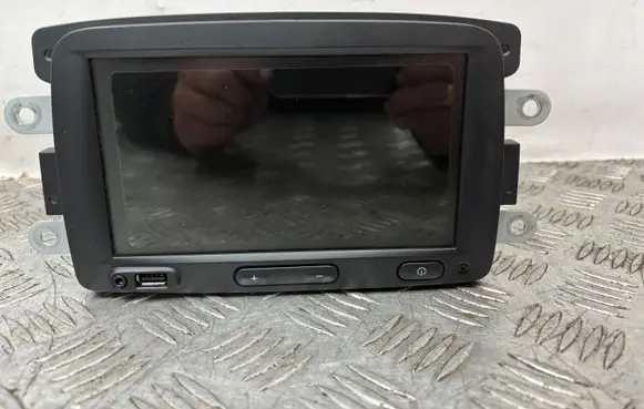 Dacia Lodgy Radio/CD/DVD/GPS head unit 281150257R 276660