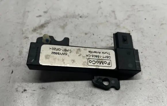Ford Mustang VI Keyless system antenna DS7T15603CA