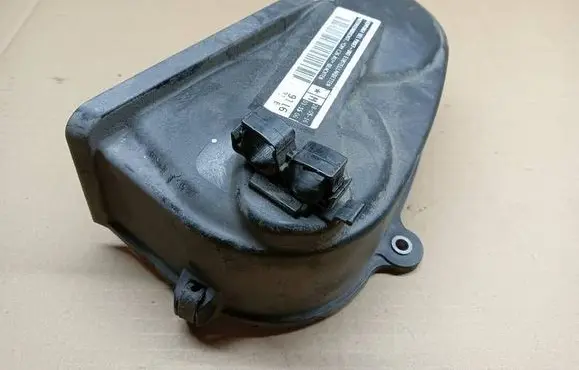 Seat Ibiza IV (6J,6P) Timing belt guard (cover) 04C109108E PPTD40 04E109108B