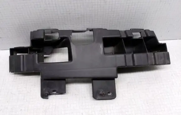 Ford Focus C-MAX Front bumper mounting bracket 3M5117E856AF