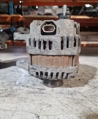 Nissan Tiida C11 Generator/alternator 23100EM01A