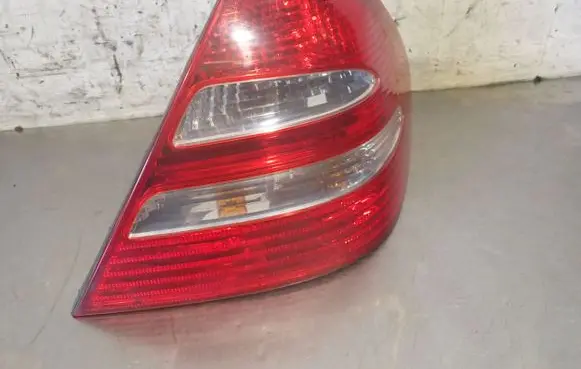 Mercedes-Benz E W211 Rear/tail lights A2118200464