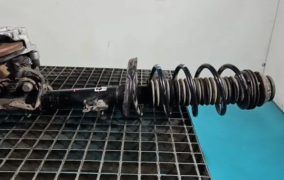 Dacia Duster III Rear shock absorber/damper 562106347R IMPRK1570899