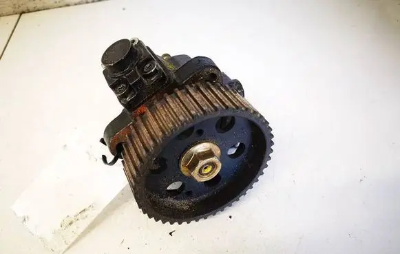 Opel Zafira B Fuel injection high pressure pump 0445010156