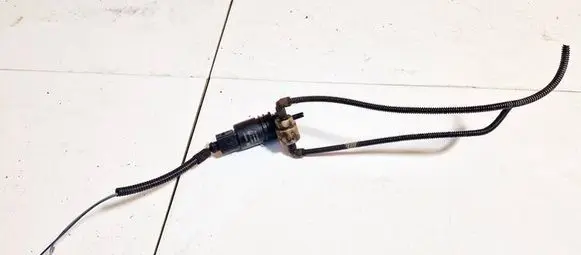 Opel Insignia A Windscreen/windshield washer pump 13250357 3240117