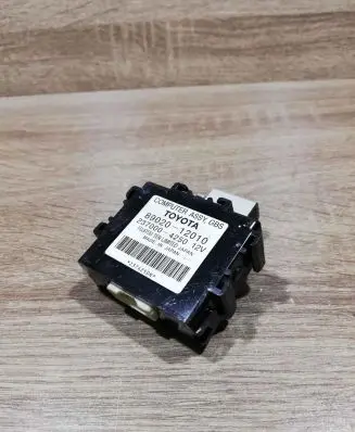 Toyota Auris 150 Alarm control unit/module 8902012010 2370004250