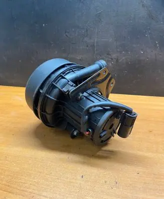 BMW 3 E46 Secondary air pump 72812922 1172050603 050603