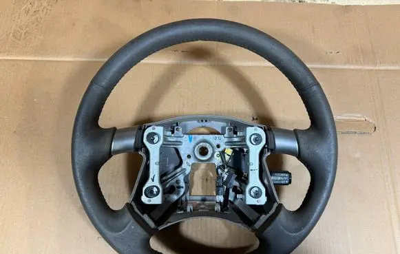 Mitsubishi Grandis Steering wheel
