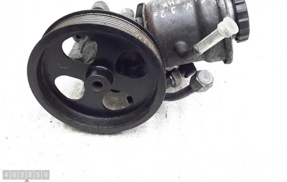 Toyota Avensis T250 Power steering pump