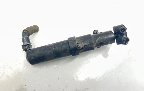 Mercedes-Benz C W203 Headlight washer spray nozzle A2038600547