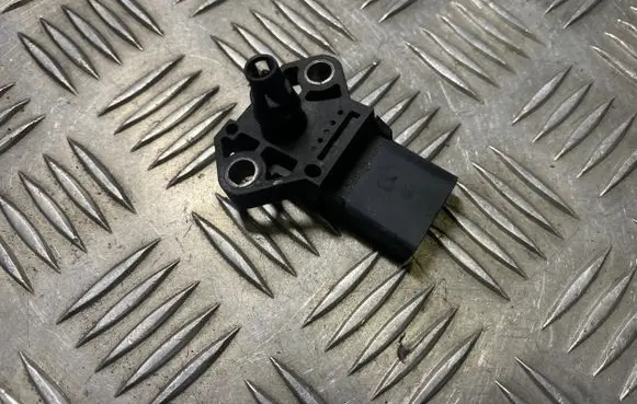 Skoda Superb B6 (3T) Air pressure sensor 038906051C 0281002401