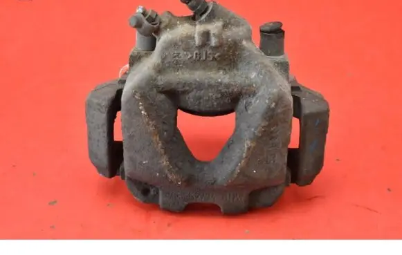 BMW X3 E83 Front brake caliper