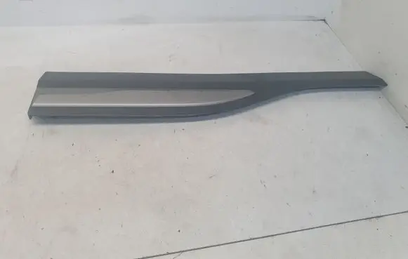 Hyundai i40 Rear door trim (molding) 87732J9500
