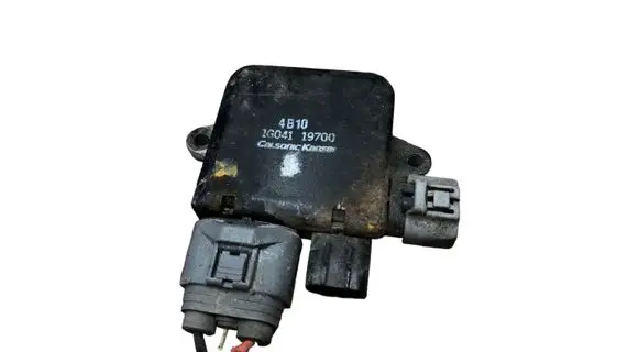 Tesla Model S Coolant fan relay 1G04119700 4B10