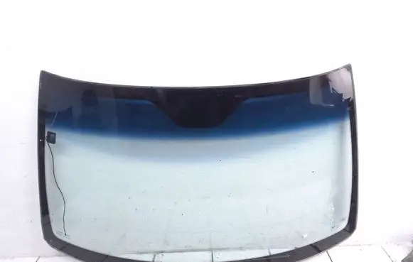 Volvo S80 Front windscreen/windshield window AS1