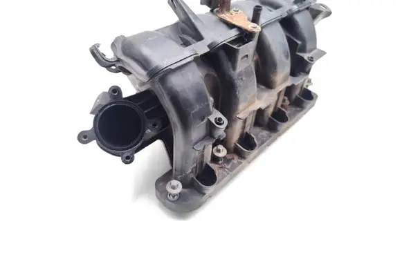 Opel Corsa D Intake manifold 55584978 1102612S01