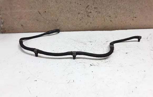 Volvo V70 Fuel return line/hose 