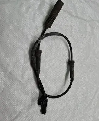 BMW 3 E90 E91 ABS brake wheel speed sensor 6762465