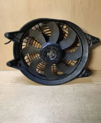 KIA Carnival Radiator cooling fan shroud
